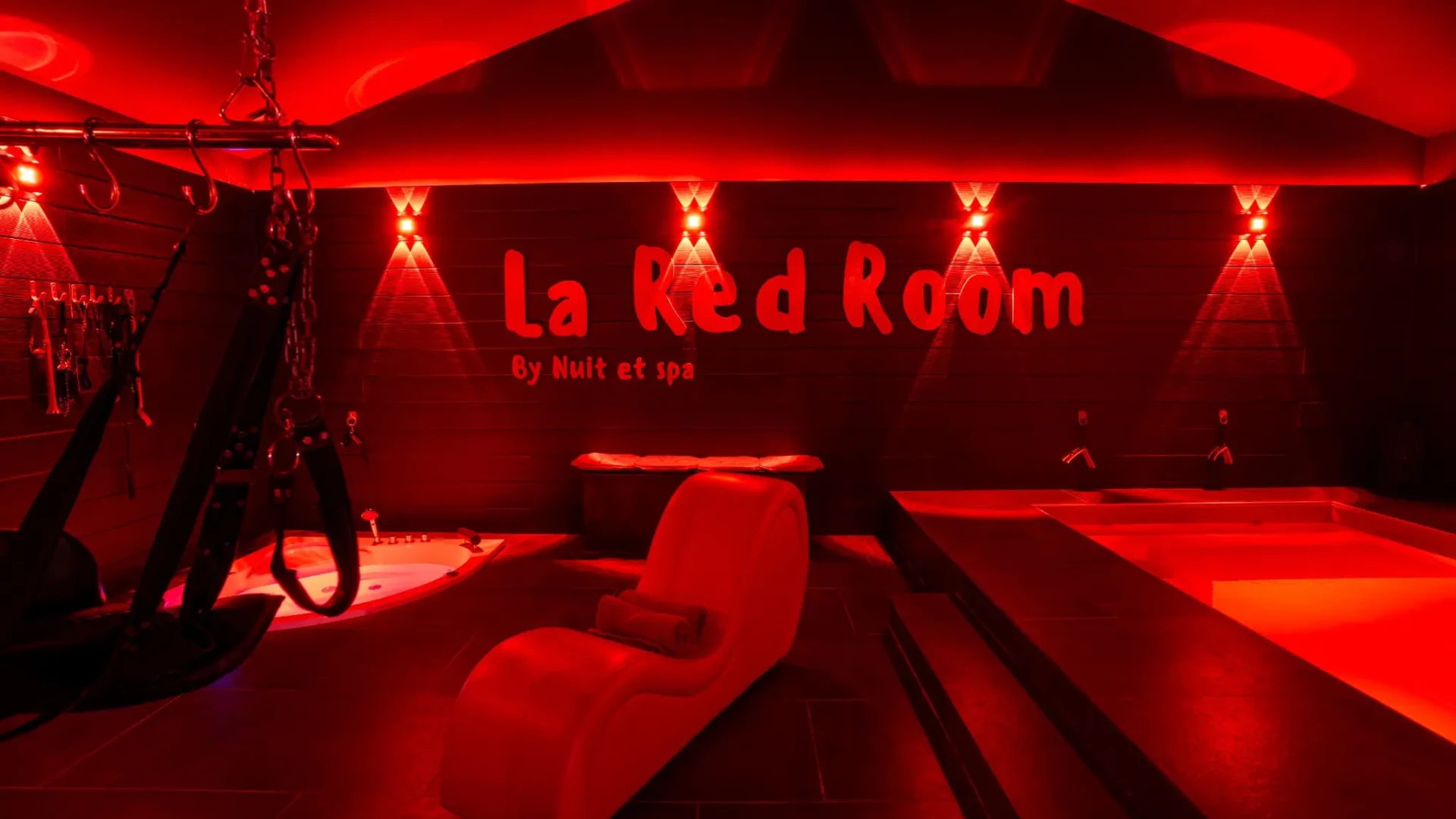 Accueil Suite Red Room Piscine Jacuzzi Montmerle 1920x1080